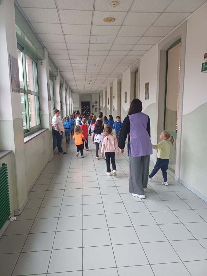 Galleria In Prima si impara facendo, muovendosi e aiutandosi!